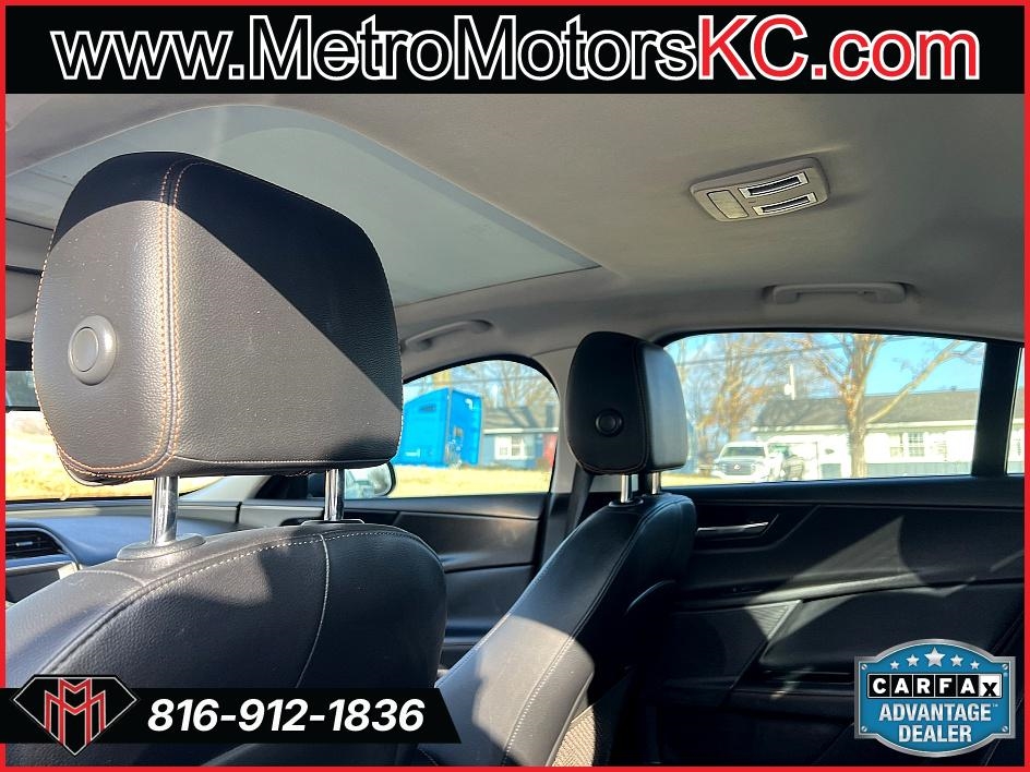 Jaguar XE 25t Prestige RWD 2017