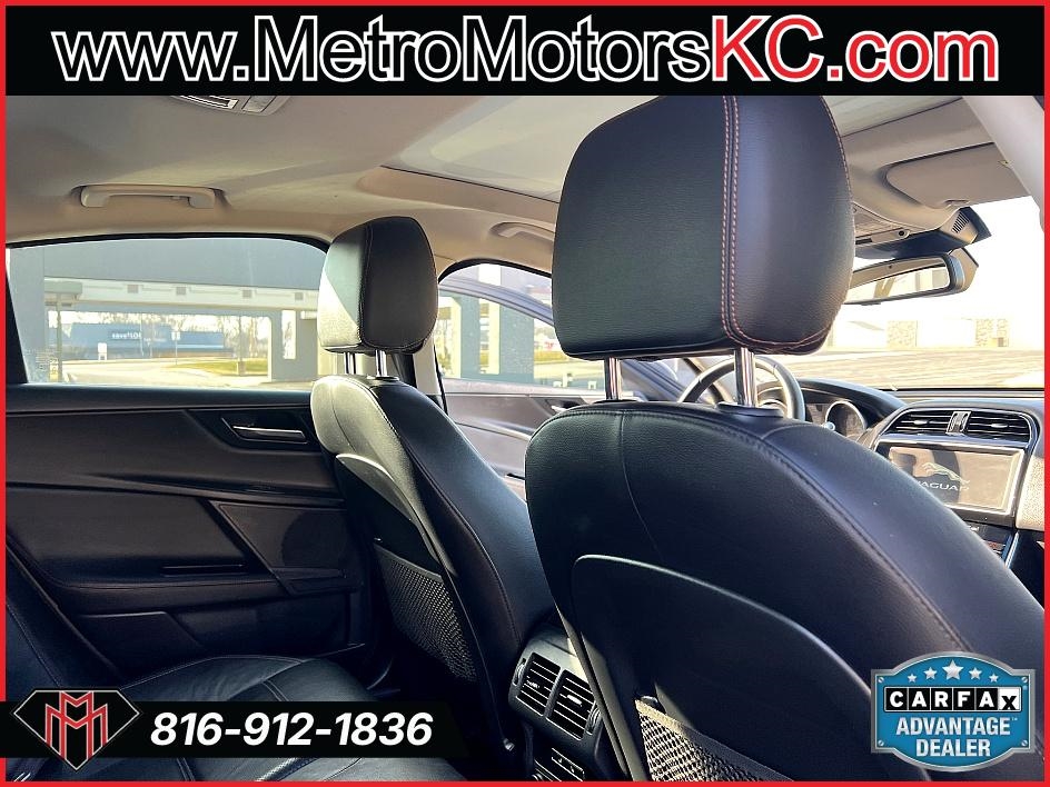 Jaguar XE 25t Prestige RWD 2017