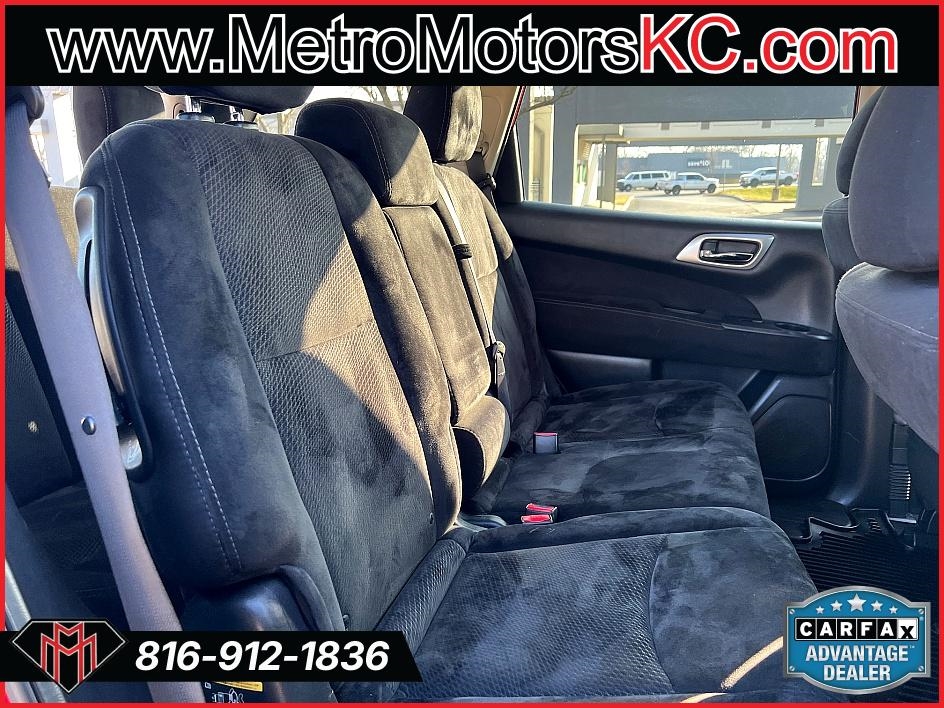 Nissan Pathfinder 2WD 4dr S 2016