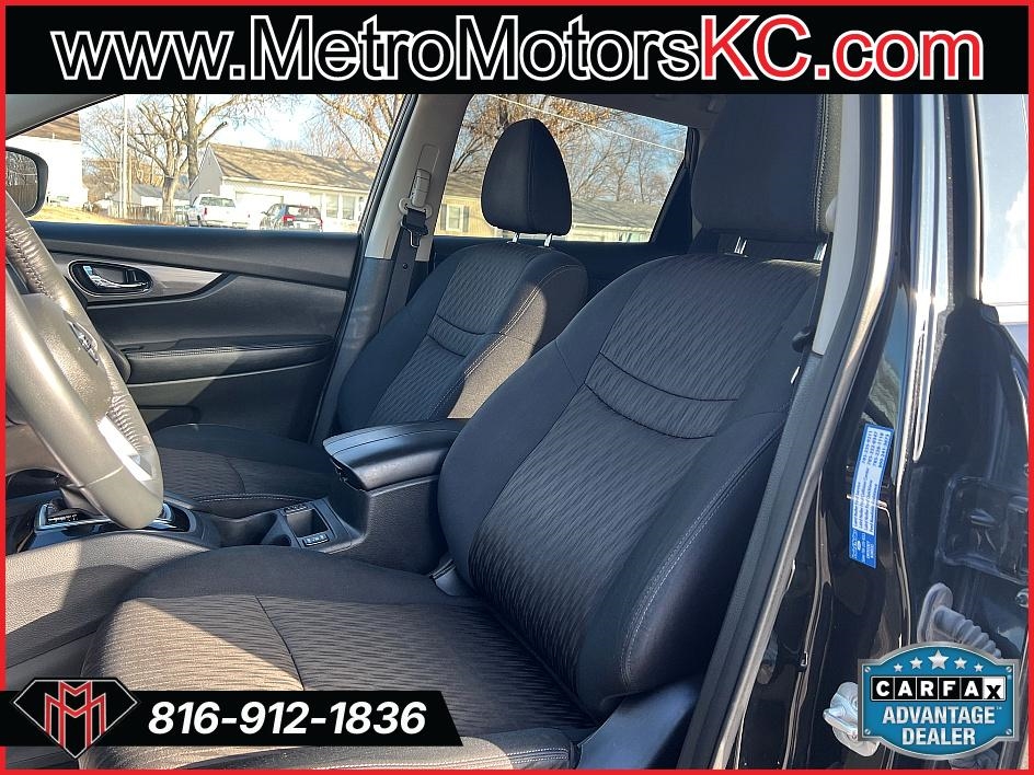 Nissan Rogue AWD SV 2017