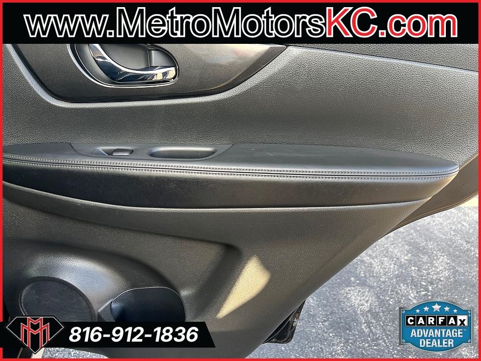 Nissan Rogue AWD SV 2017