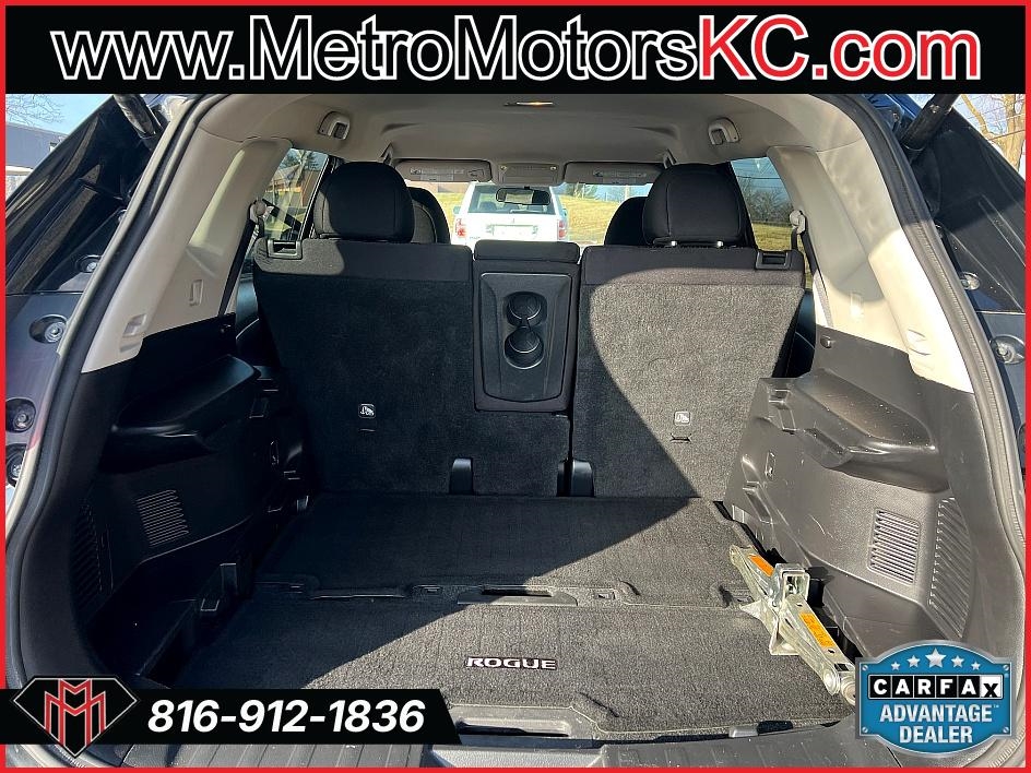 Nissan Rogue AWD SV 2017