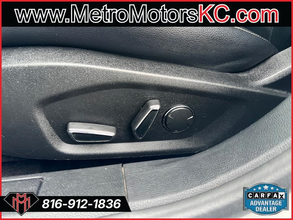 Ford Fusion SEL FWD 2019