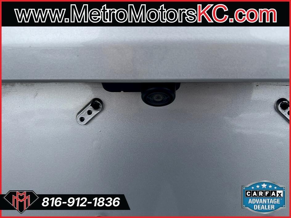 Ford Fusion SEL FWD 2019