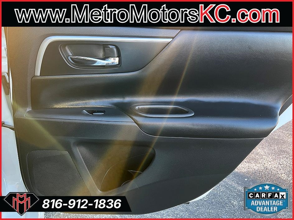 Nissan Altima 2.5 SV Sedan 2018