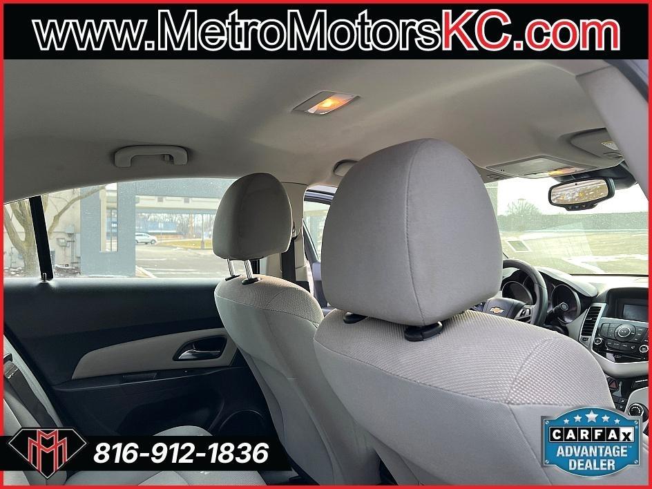 Chevrolet Cruze Limited 4dr Sdn Auto LT w/1LT 2016