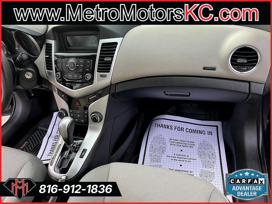 Chevrolet Cruze Limited 4dr Sdn Auto LT w/1LT 2016