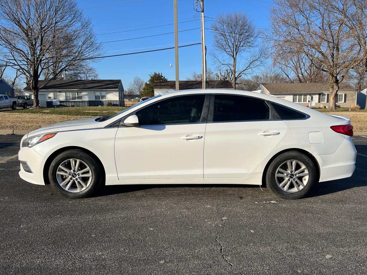 Hyundai Sonata 4dr Sdn 2.4L SE PZEV 2015