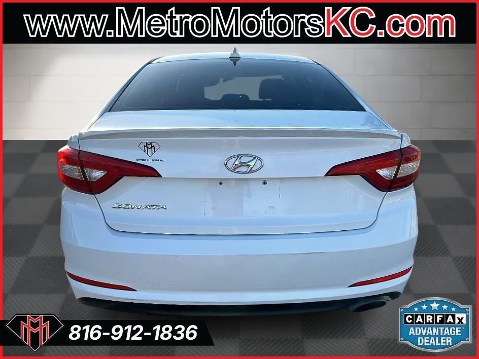 Hyundai Sonata 4dr Sdn 2.4L SE PZEV 2015