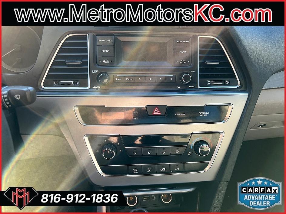 Hyundai Sonata 4dr Sdn 2.4L SE PZEV 2015