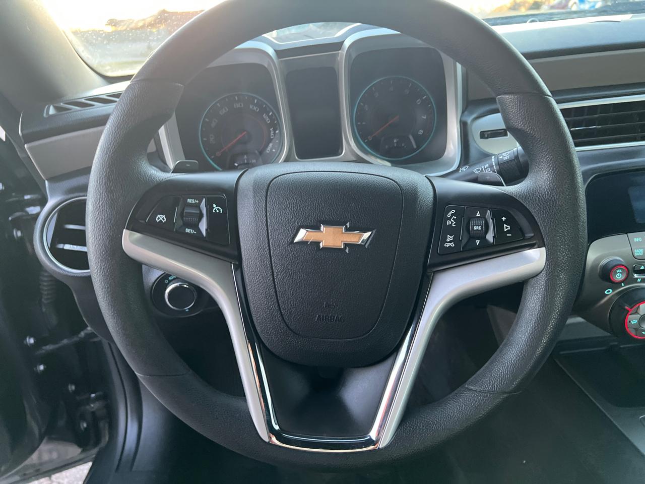 Chevrolet Camaro 2dr Cpe LS w/2LS 2015