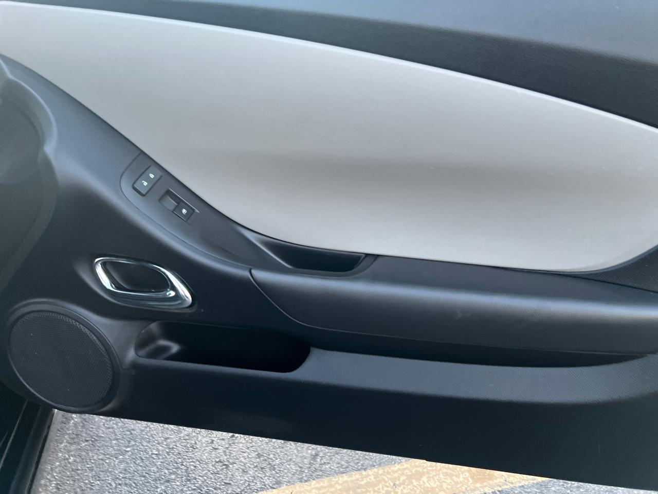 Chevrolet Camaro 2dr Cpe LS w/2LS 2015