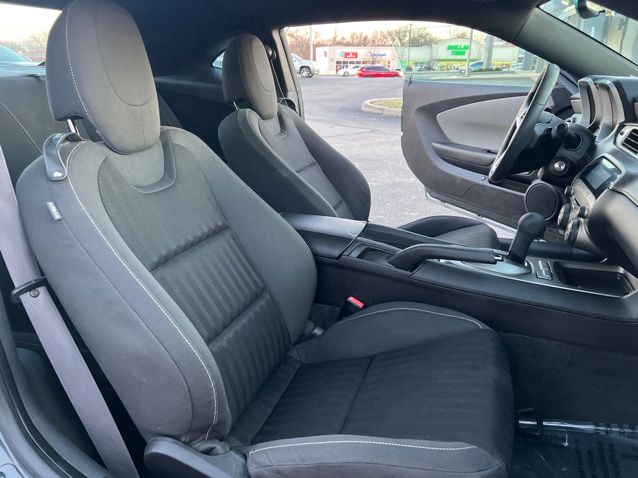 Chevrolet Camaro 2dr Cpe LS w/2LS 2015