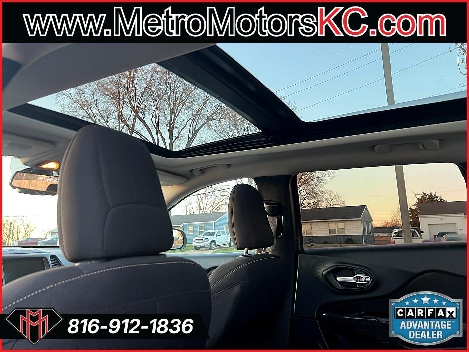 Jeep Cherokee 4WD 4dr Latitude 2015