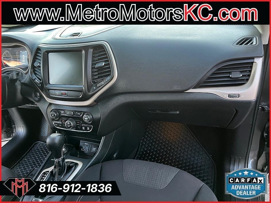 Jeep Cherokee 4WD 4dr Latitude 2015