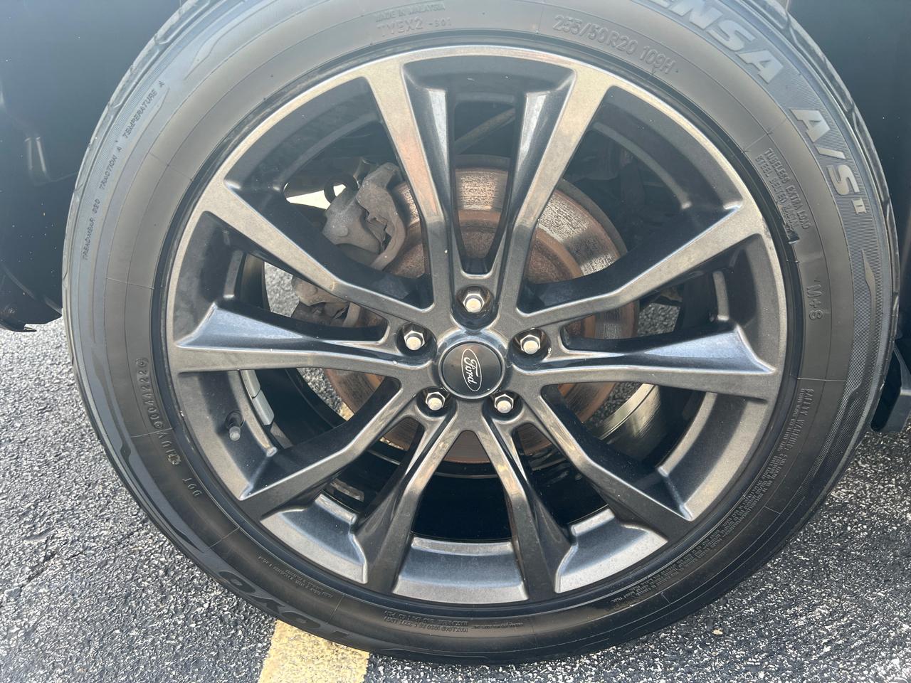 Ford Explorer XLT 4WD 2018