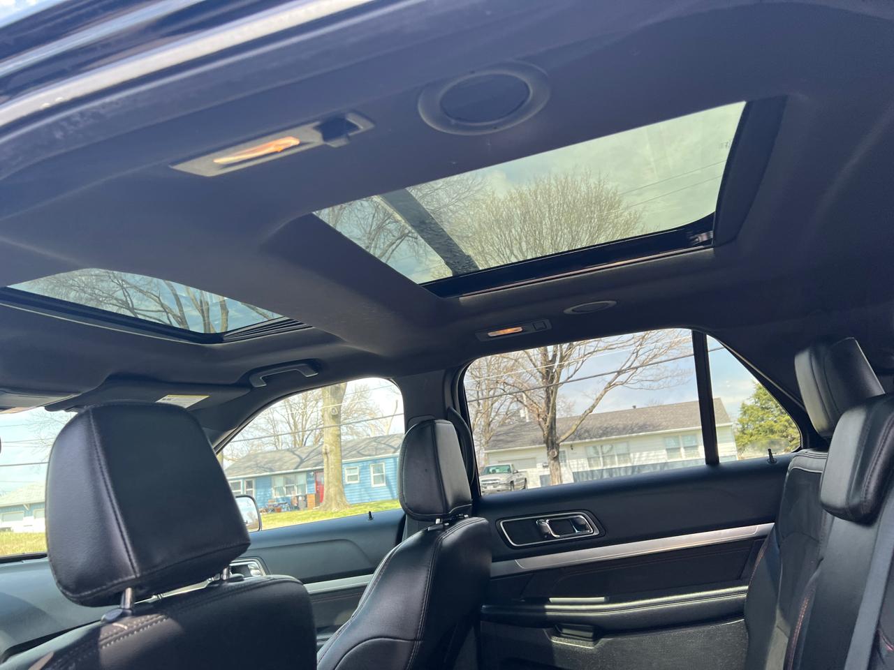 Ford Explorer XLT 4WD 2018