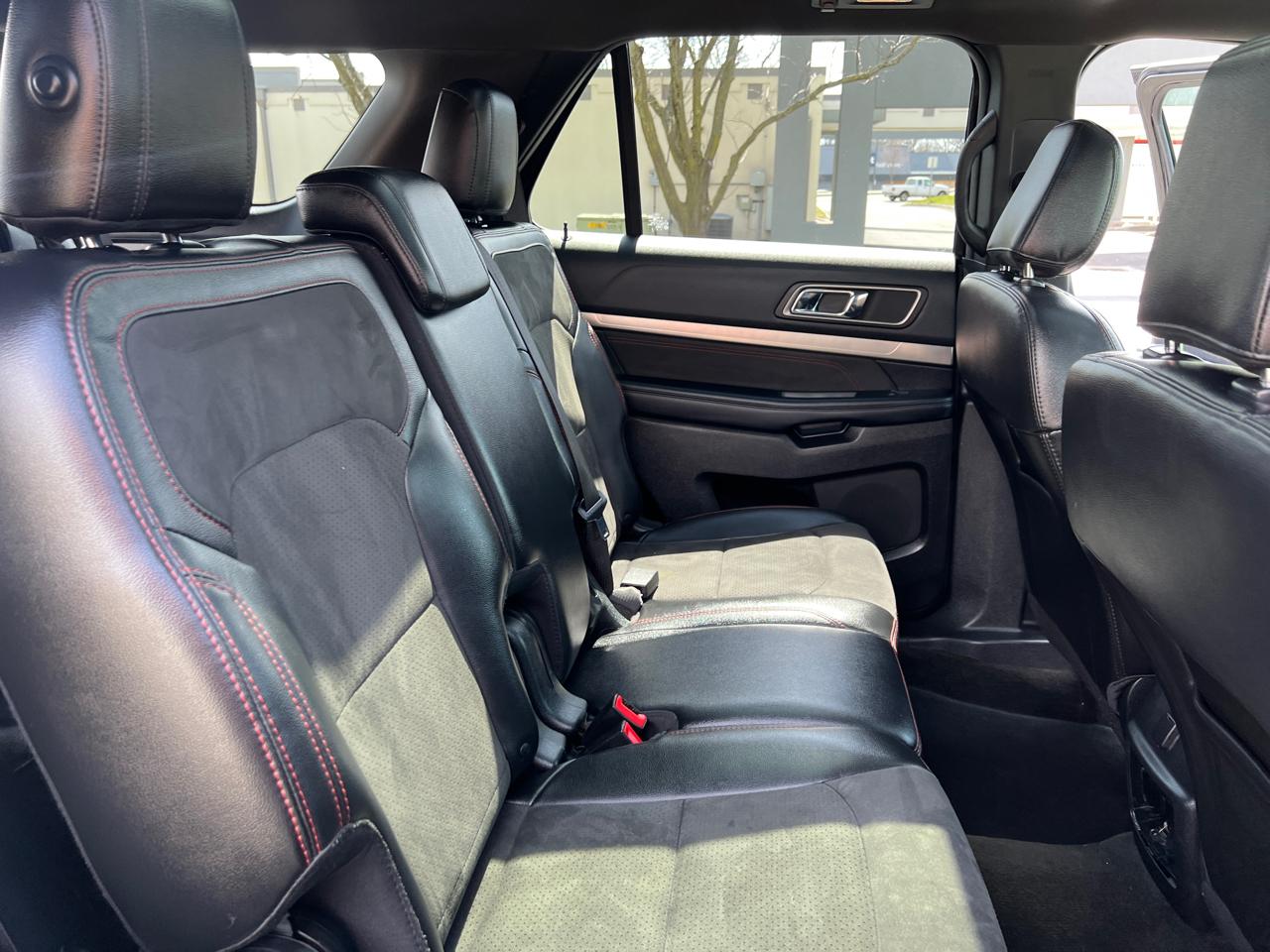 Ford Explorer XLT 4WD 2018