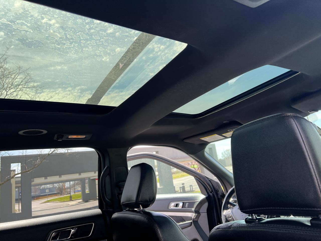 Ford Explorer XLT 4WD 2018