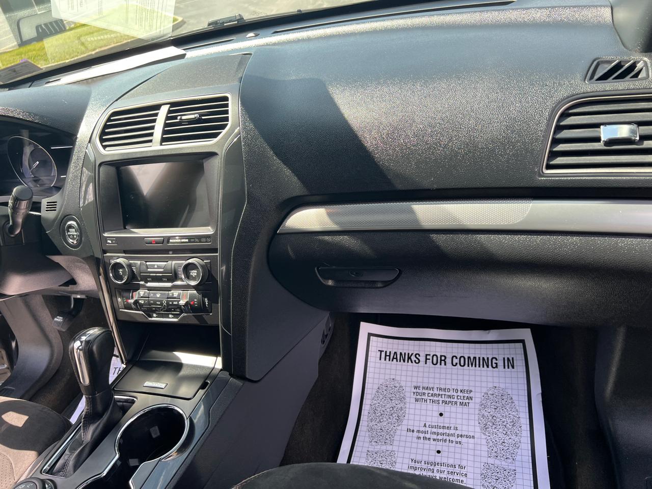 Ford Explorer XLT 4WD 2018