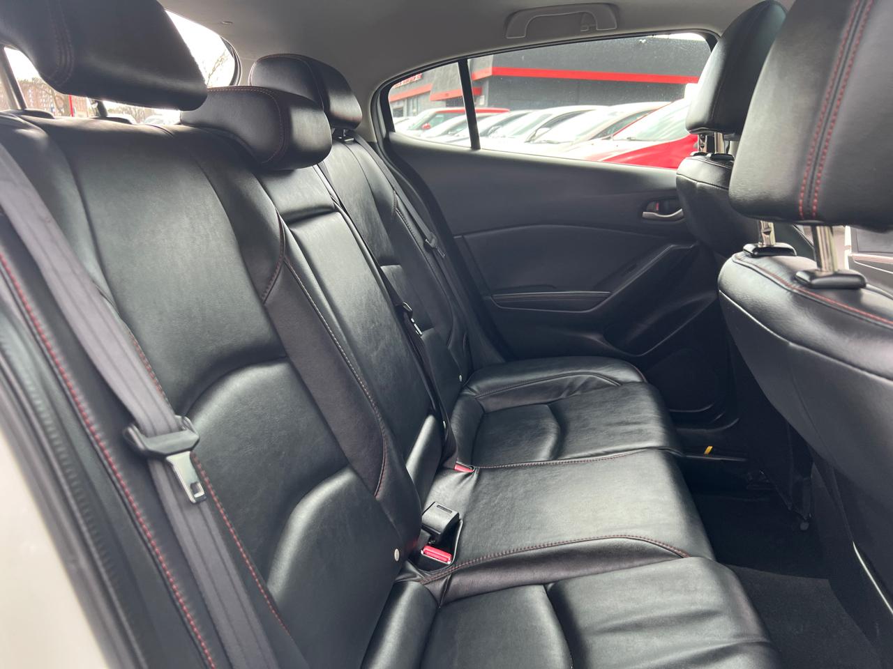 Mazda MAZDA3 5dr HB Auto i Grand Touring 2015