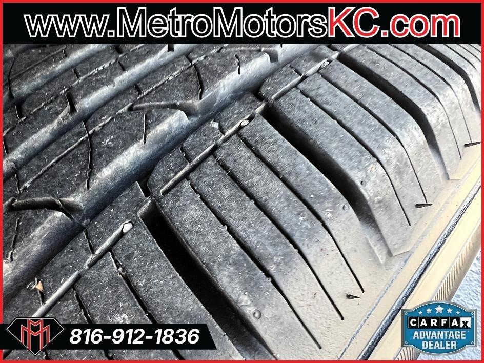 Chevrolet Traverse AWD 4dr LT w/2LT 2013