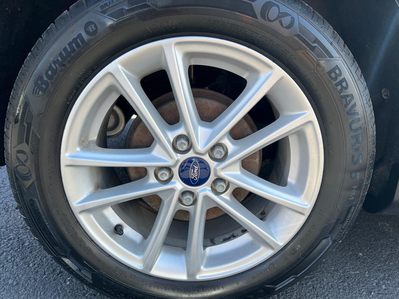 Ford Focus SE Hatch 2017