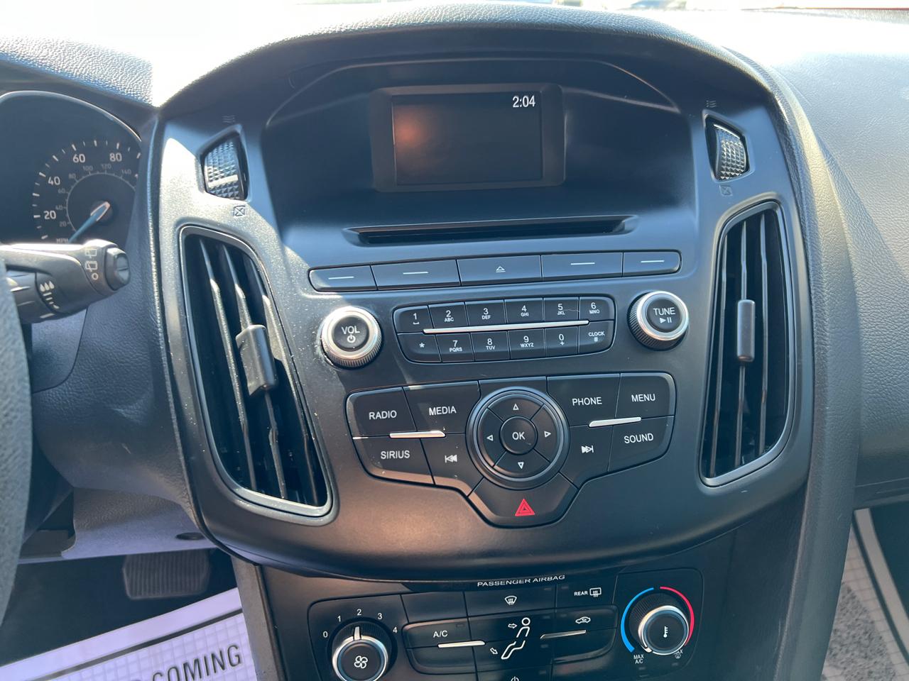 Ford Focus SE Hatch 2017