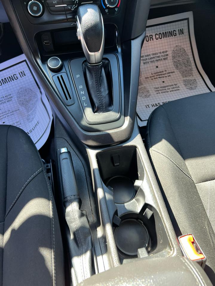 Ford Focus SE Hatch 2017