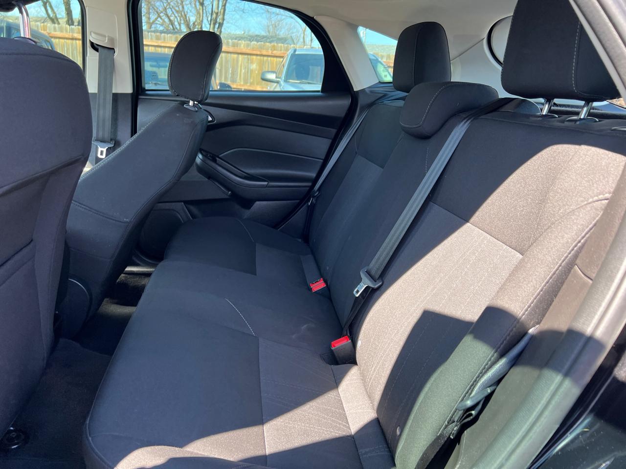 Ford Focus SE Hatch 2017