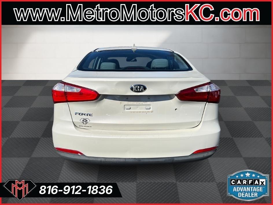 Kia Forte 4dr Sdn Auto LX 2015