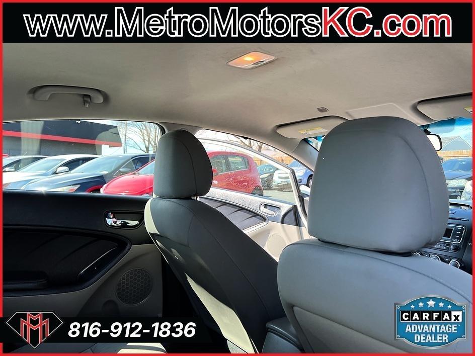 Kia Forte 4dr Sdn Auto LX 2015