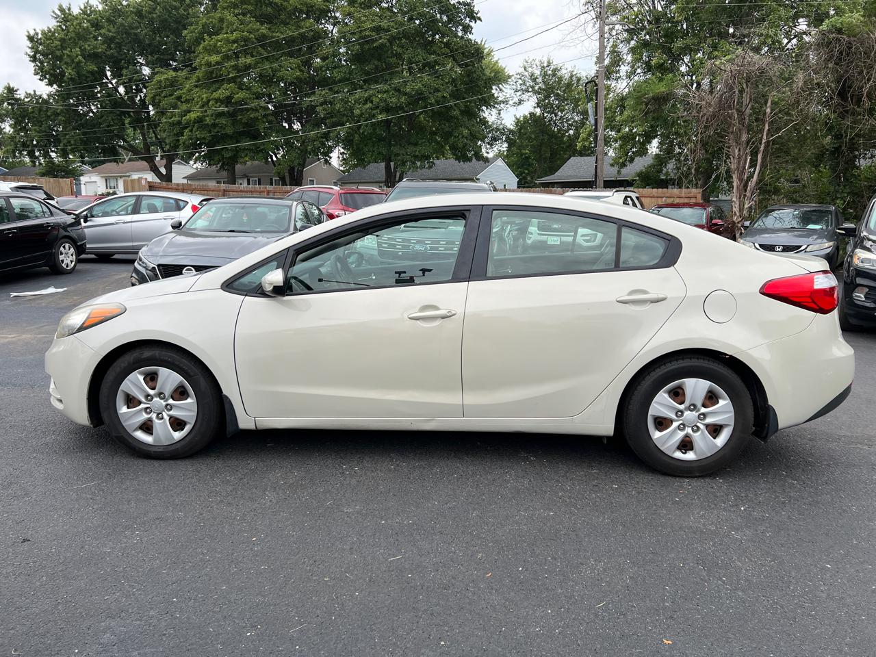 Kia Forte 4dr Sdn Auto LX 2015