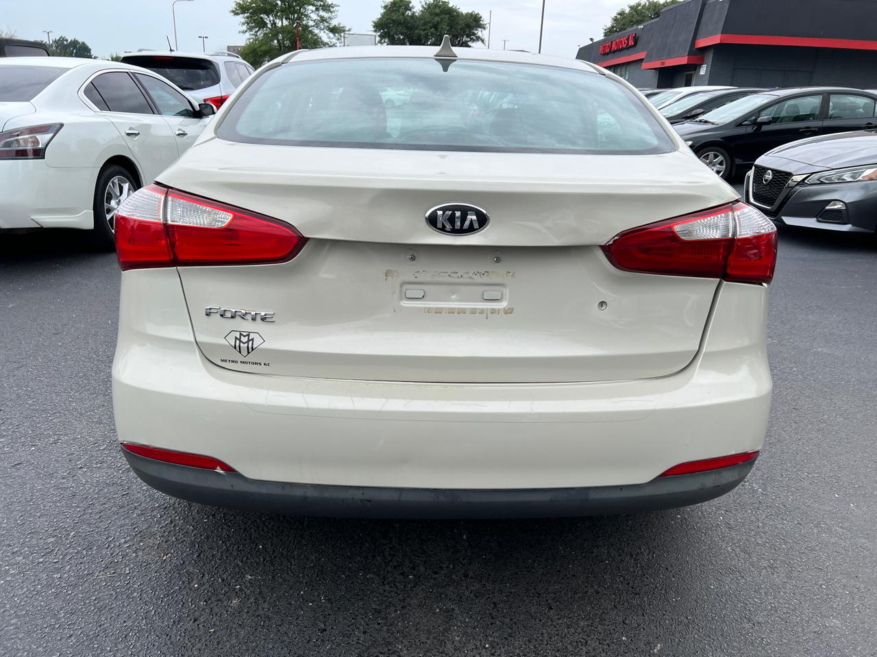 Kia Forte 4dr Sdn Auto LX 2015