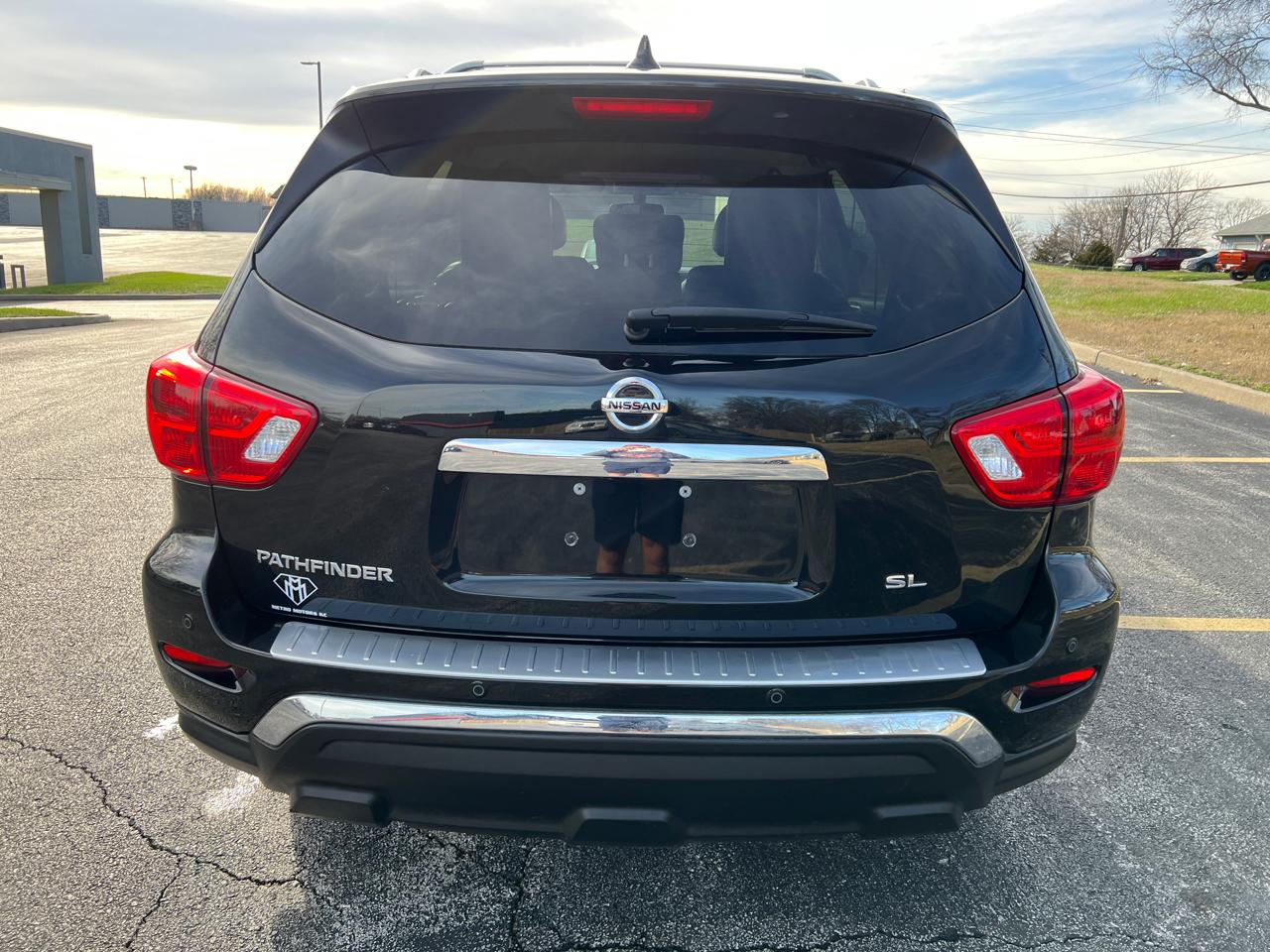 Nissan Pathfinder FWD SL 2020