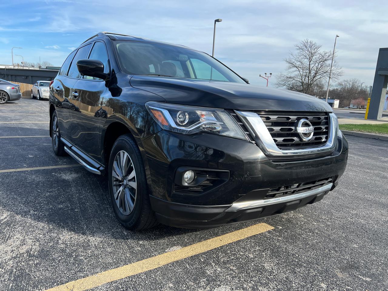 Nissan Pathfinder FWD SL 2020