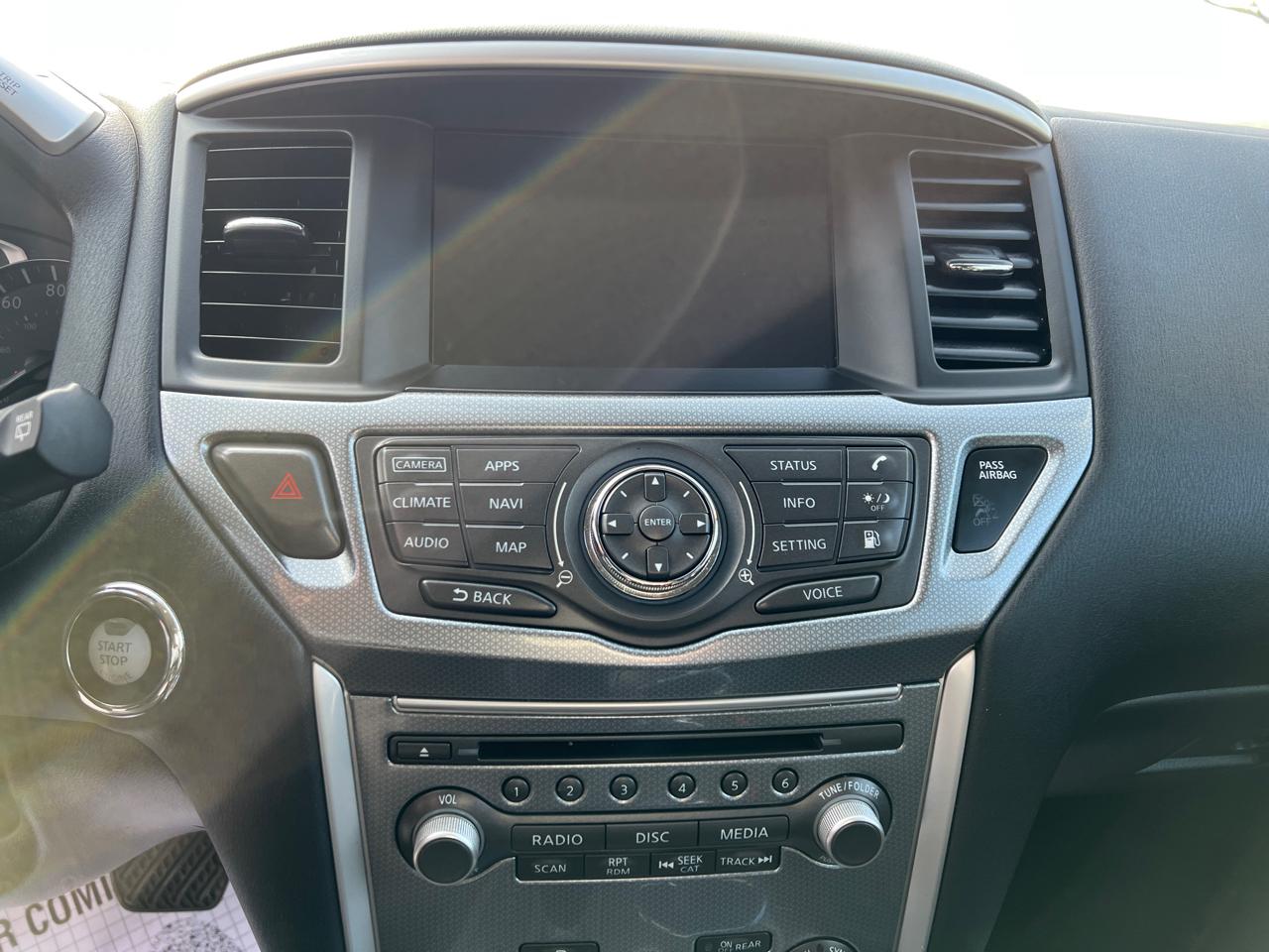 Nissan Pathfinder FWD SL 2020