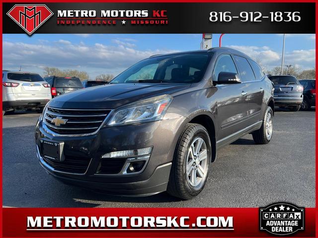 Gray 2016 Chevrolet Traverse 2LT FWD SUV / Crossover Front-Wheel Drive Automatic