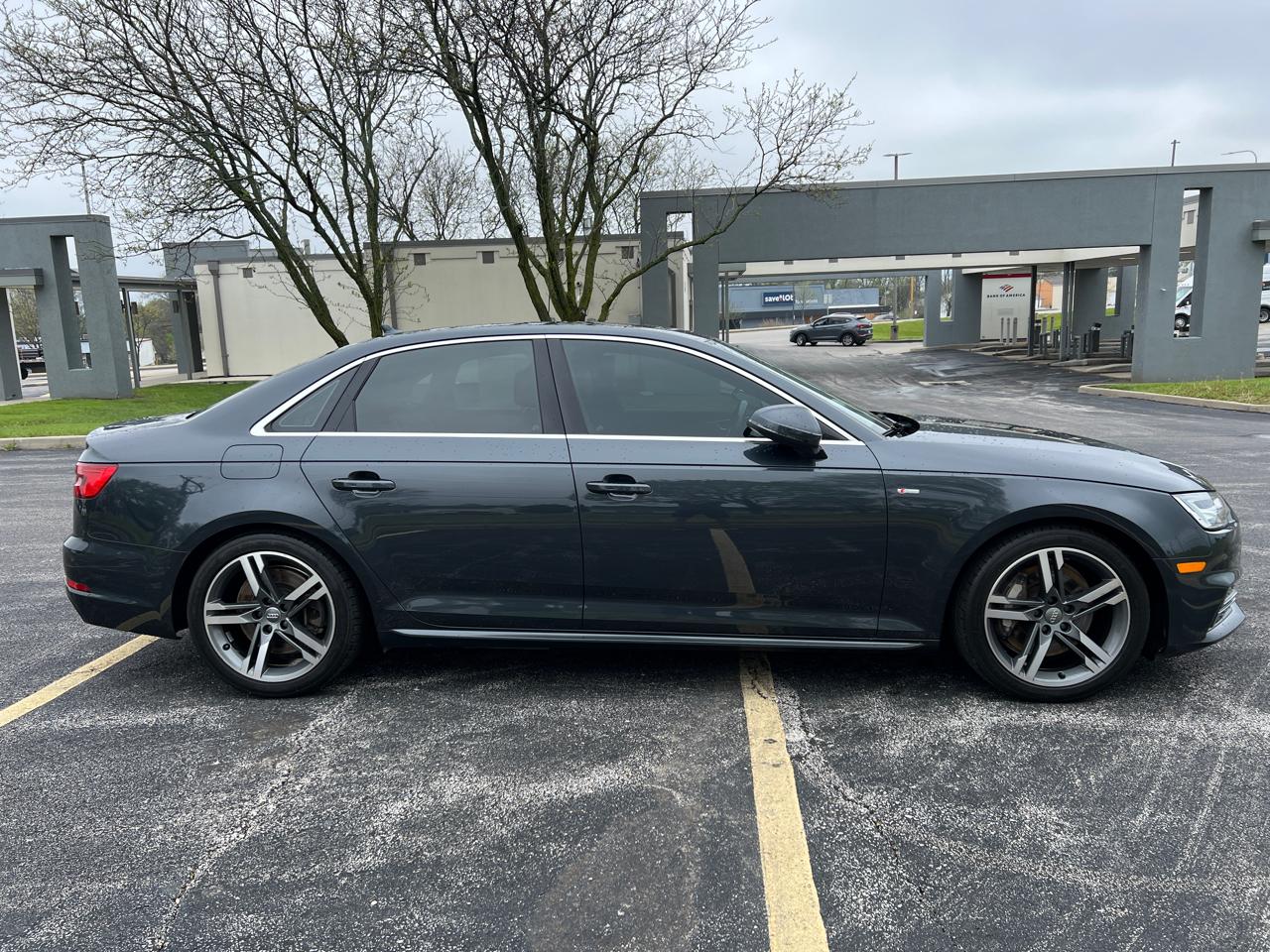 Audi A4 2.0 TFSI Auto Premium Plus quattro AWD 2017