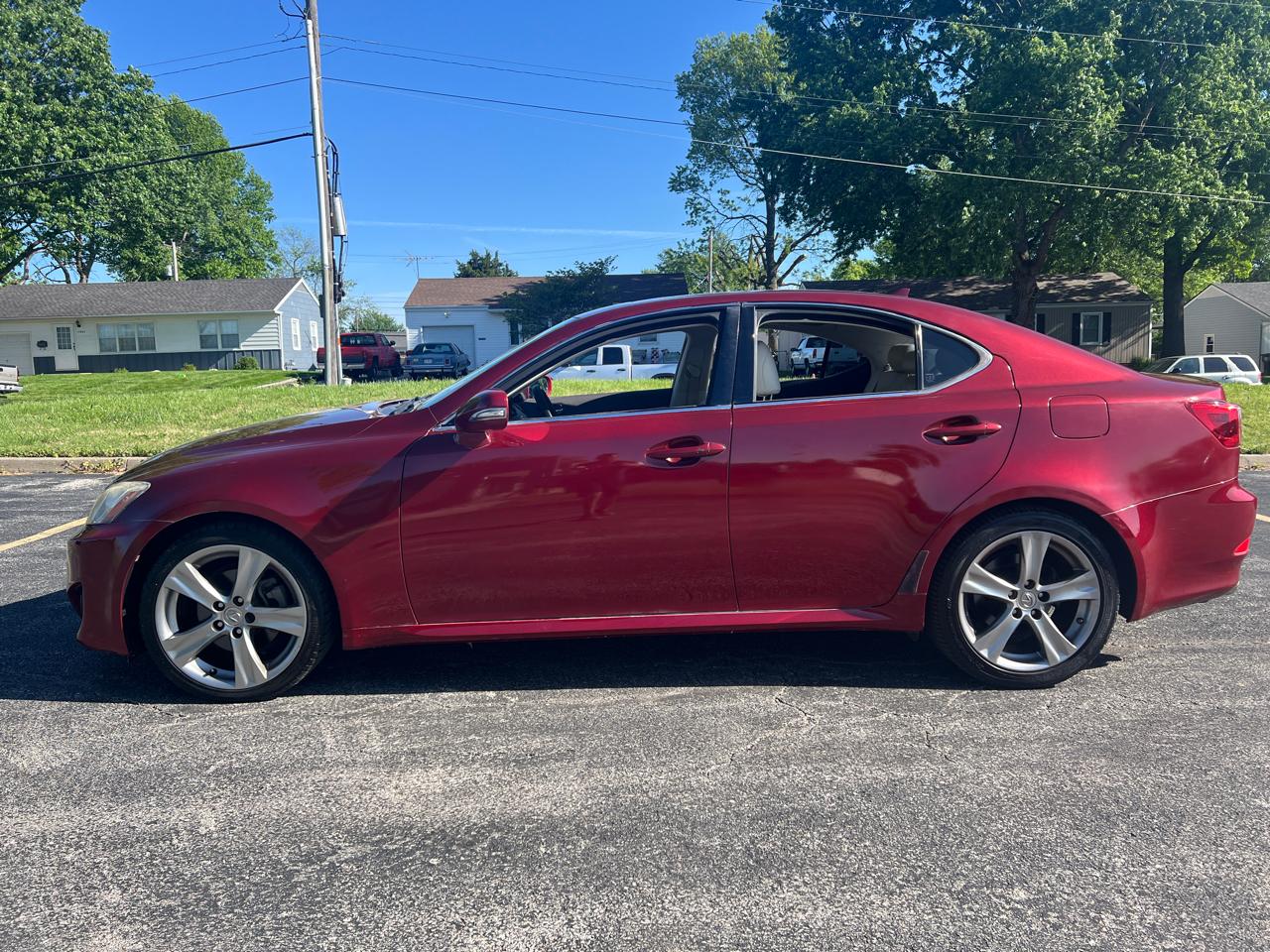 Lexus IS 250 4dr Sport Sdn Auto RWD 2012