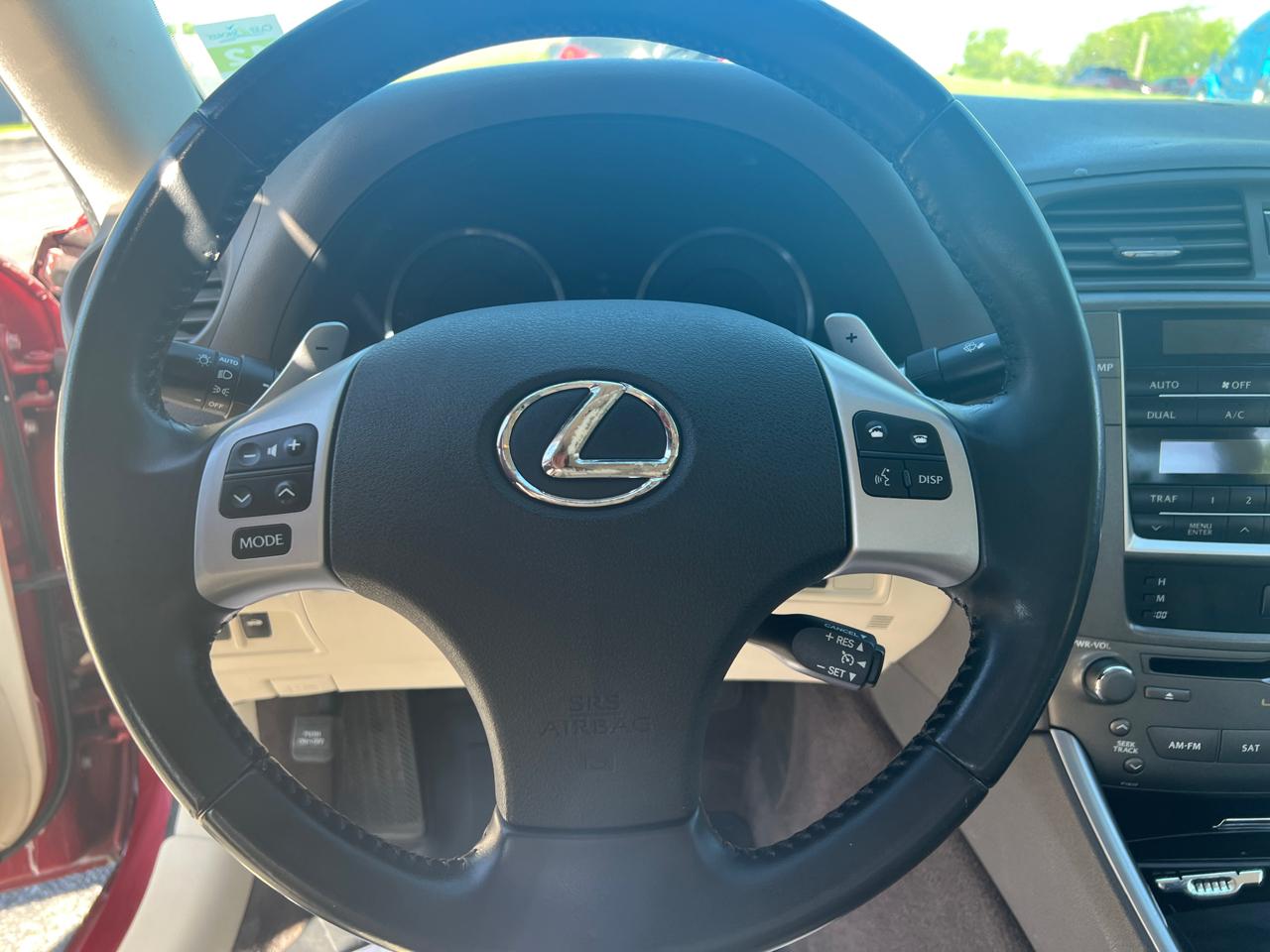 Lexus IS 250 4dr Sport Sdn Auto RWD 2012