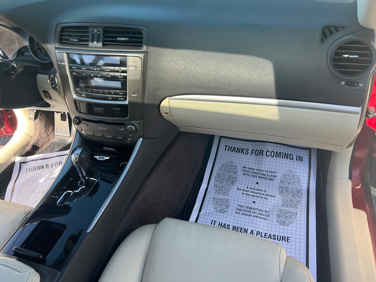 Lexus IS 250 4dr Sport Sdn Auto RWD 2012