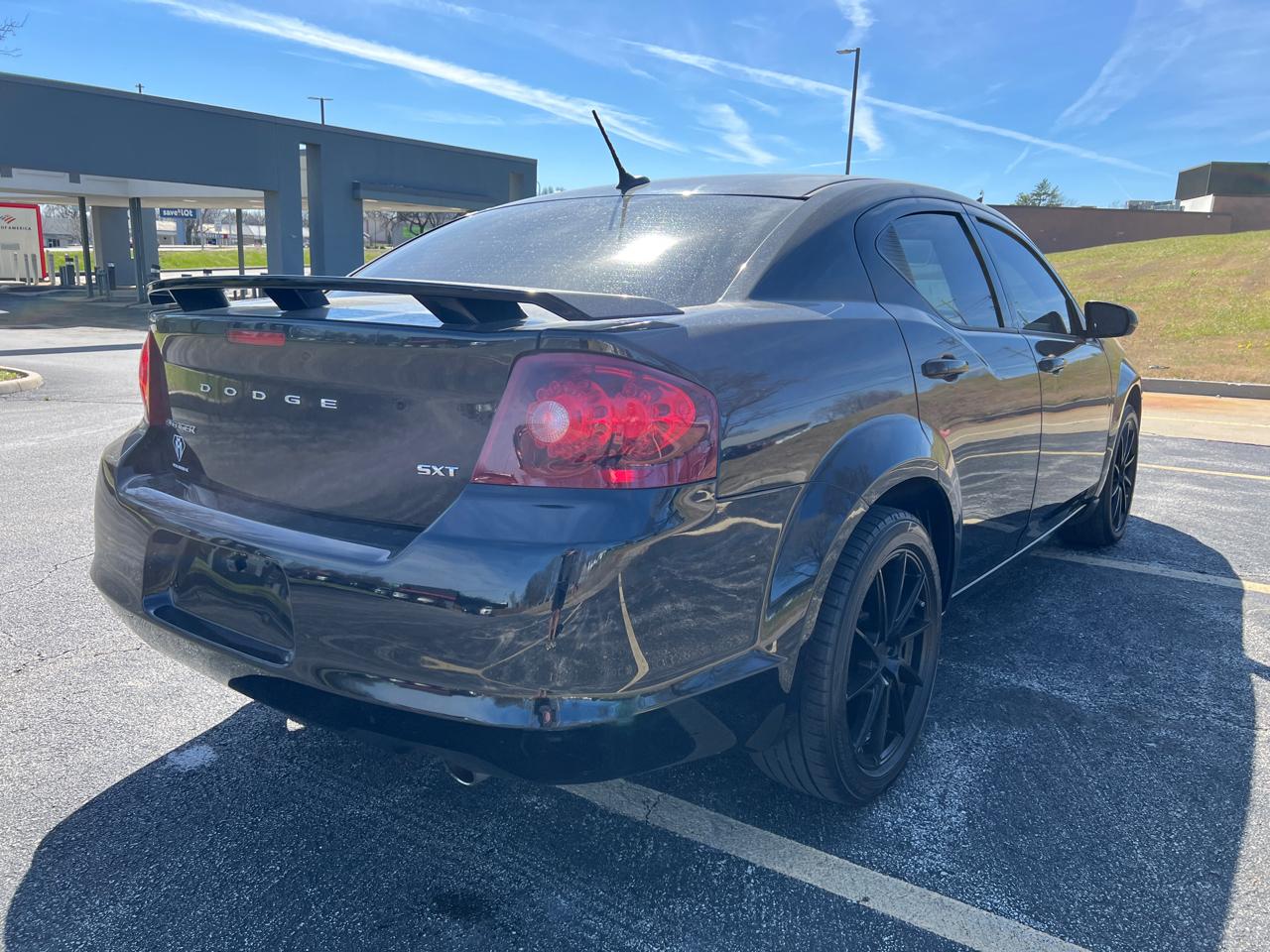 Dodge Avenger 4dr Sdn SXT 2014