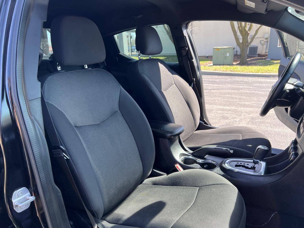 Dodge Avenger 4dr Sdn SXT 2014