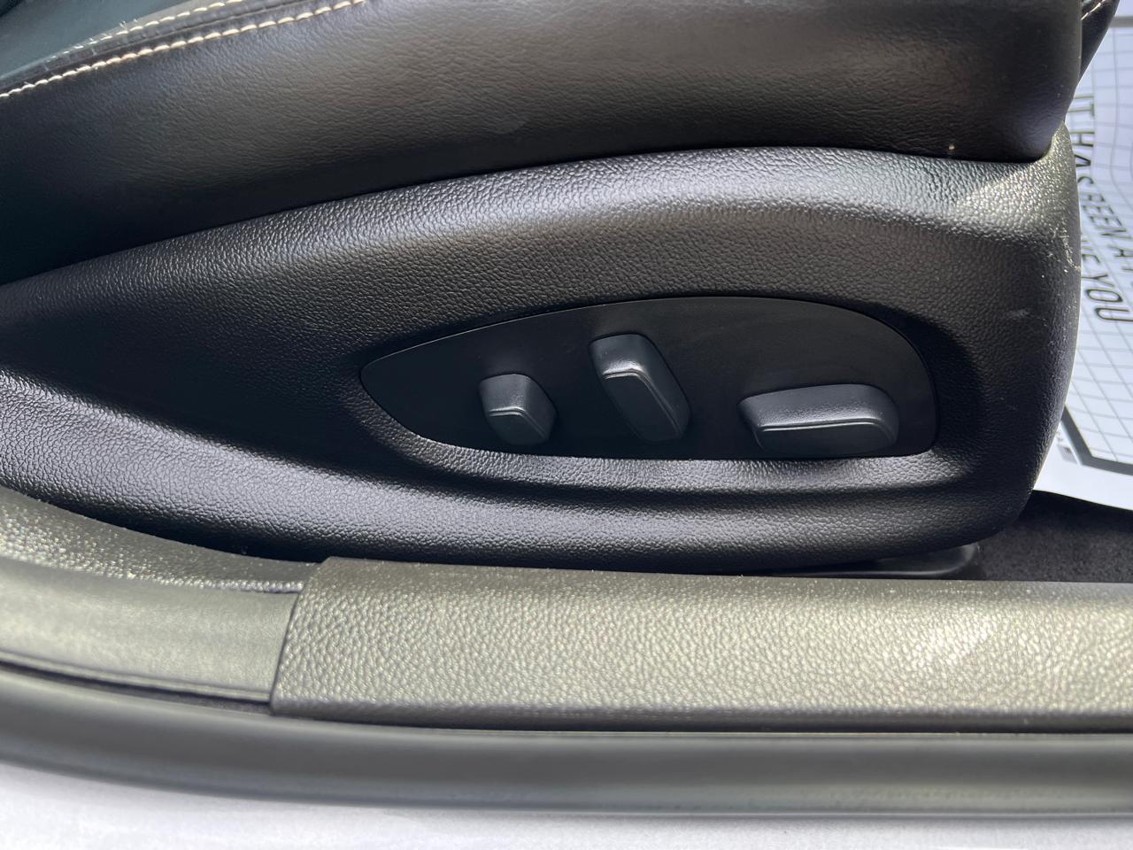 Cadillac ATS Sedan 4dr Sdn 2.0L Luxury RWD 2018