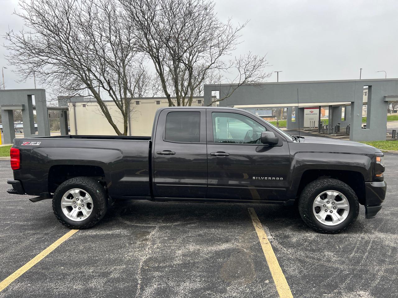 Chevrolet Silverado 1500 4WD Double Cab 143.5" LT w/2LT 2016
