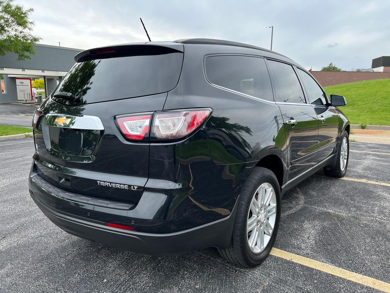 Chevrolet Traverse AWD 4dr LT w/1LT 2015