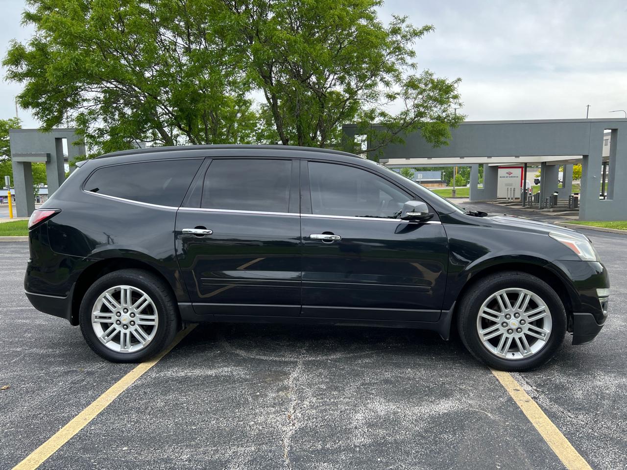 Chevrolet Traverse AWD 4dr LT w/1LT 2015