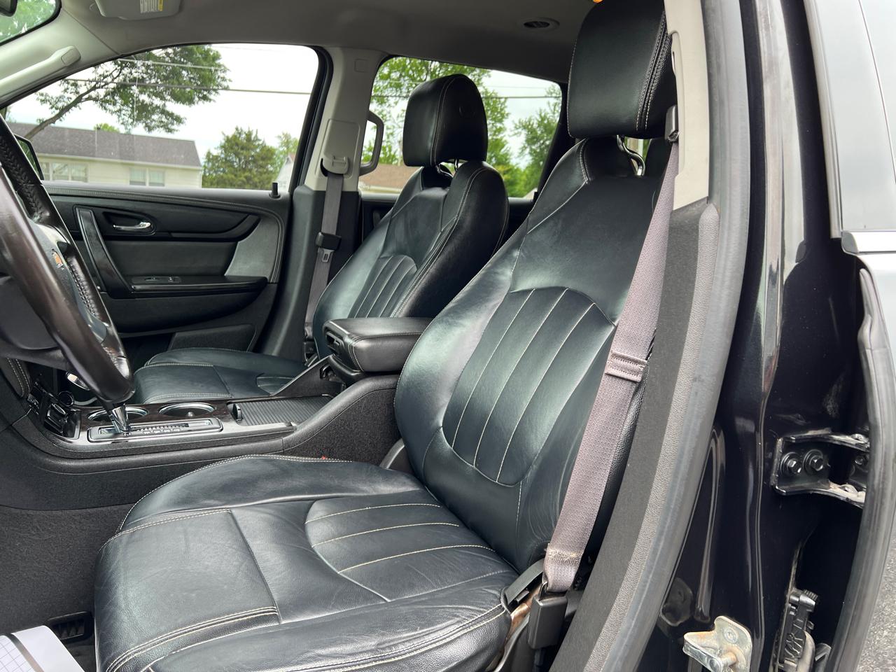 Chevrolet Traverse AWD 4dr LT w/1LT 2015
