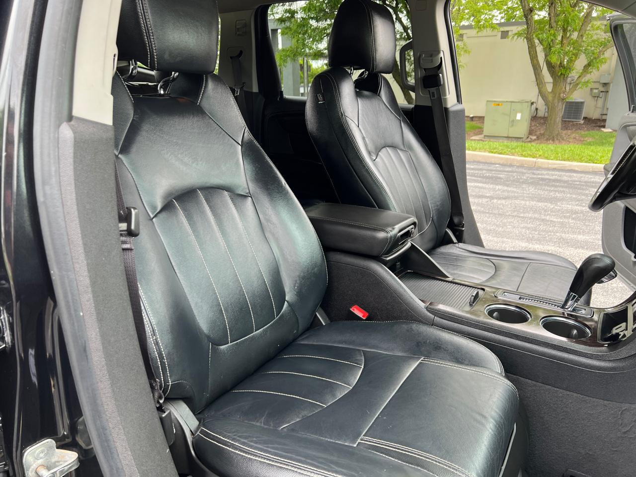 Chevrolet Traverse AWD 4dr LT w/1LT 2015
